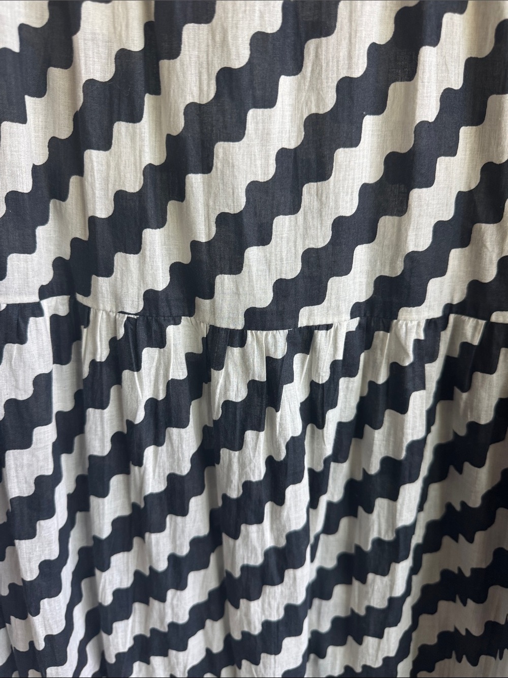 Black & Cream Tiered Flowy Maxi Dress - Picture 3 of 7